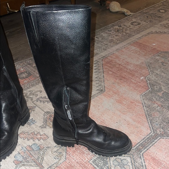 Black Leather knee high boots - Picture 5 of 5